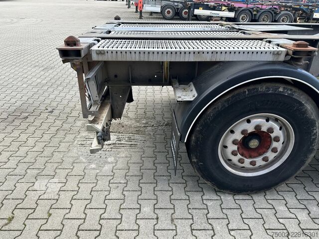 Konténerszállítás Van Hool 3B2015 20FT/30FT ADR chassis / galvanized / dis...