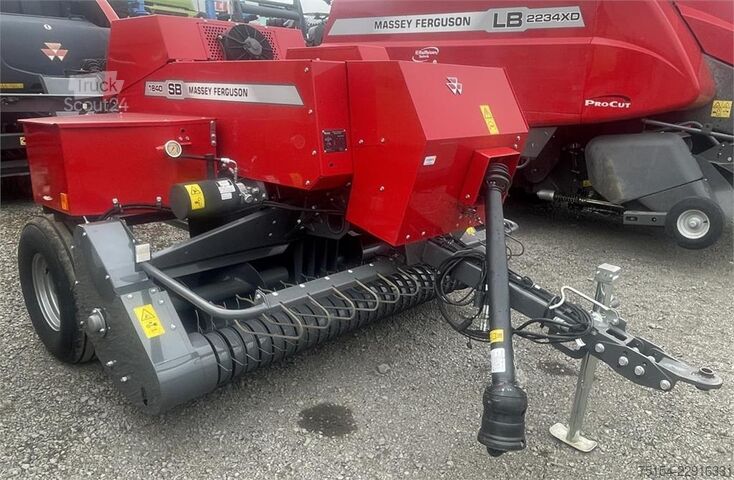 Téglalap alakú bálázó Massey Ferguson 1840 SB