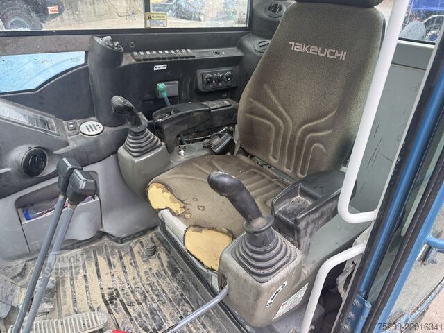 2012-es Takeuchi TB290 Powertilt billenőfejjel Takeuchi TB290 Powertilt