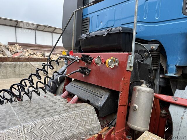  Iveco 190E44W Cursor 13