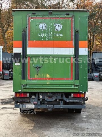 Samochód do przewozu bydła MERCEDES-BENZ Atego 1226 4x2 2-Stock Westrick Viehtransporter