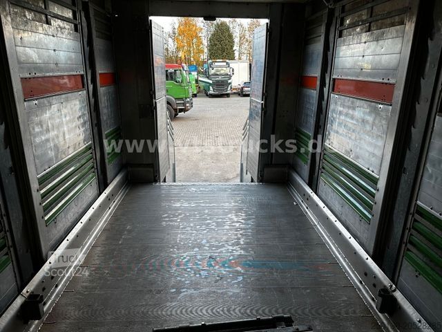 Samochód do przewozu bydła MERCEDES-BENZ Atego 1226 4x2 2-Stock Westrick Viehtransporter