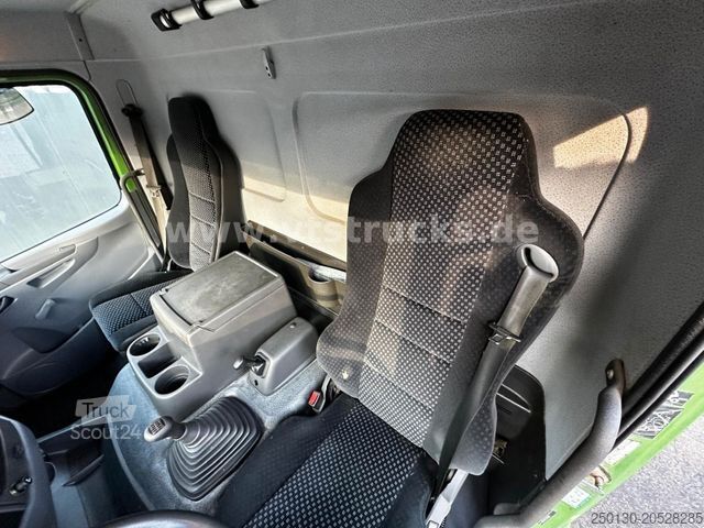 Samochód do przewozu bydła MERCEDES-BENZ Atego 1226 4x2 2-Stock Westrick Viehtransporter