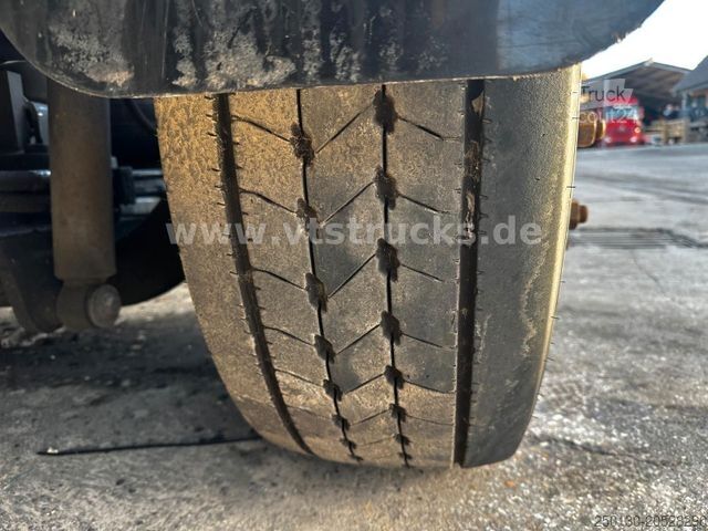 Camión con caja móvil Terberg YT 222 Rangierfahrzeug BDF Sattelplatte