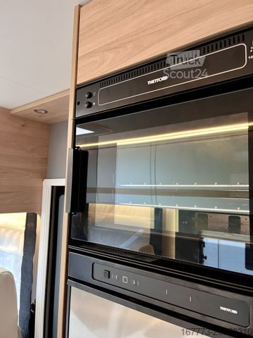 Halvintegreret autocamper DETHLEFFS Just Camp T 7052 EBL "Active Paket"