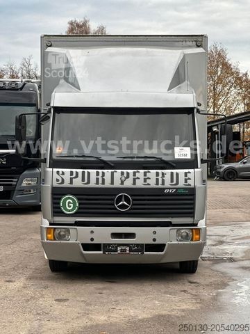 Samochód do przewozu bydła MERCEDES-BENZ 817 4x2 4Pferdetransporter