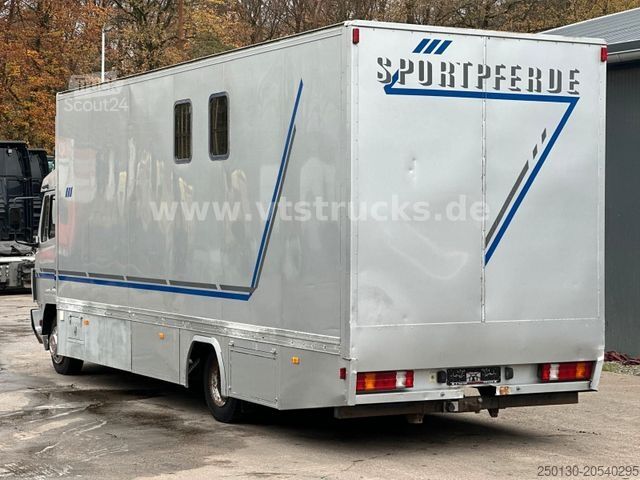 Samochód do przewozu bydła MERCEDES-BENZ 817 4x2 4Pferdetransporter