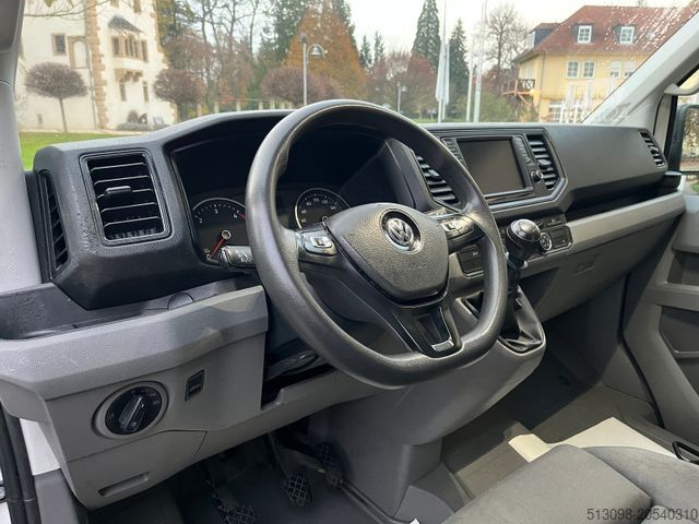 Кутиевиден ван VOLKSWAGEN CRAFTER 2.0TDI XXXL KOFFER RAMPE KAMERA 177 PS