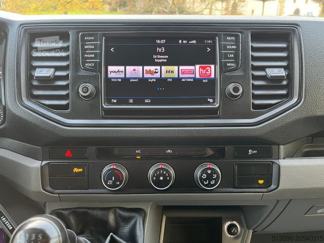 Кутиевиден ван VOLKSWAGEN CRAFTER 2.0TDI XXXL KOFFER RAMPE KAMERA 177 PS