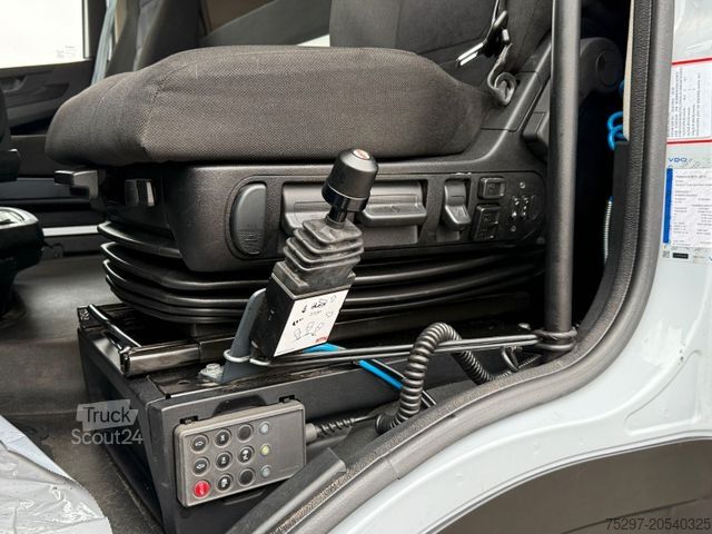 Стандартний тягач IVECO X-WAY 490 2 Kreis-Hydraulik *Miete*