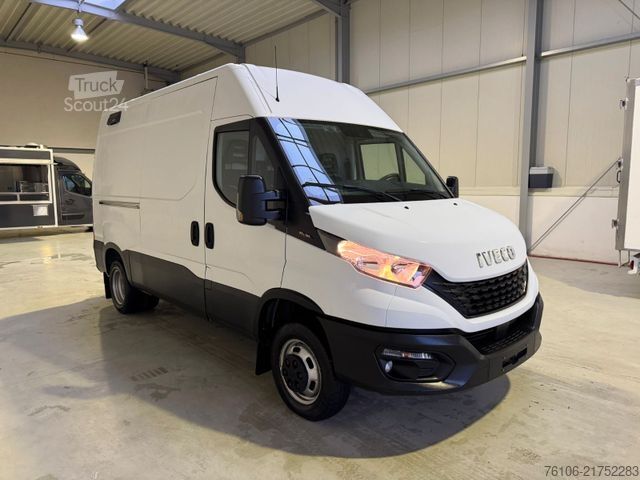 Højt tag varevogn IVECO Daily 50C18 Kastenwagen *Navi*Ahk**