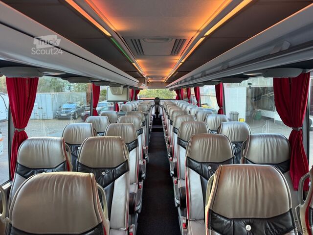 Туристичний автобус MERCEDES-BENZ O580 Travego RHD (Softline*TOP*DE)