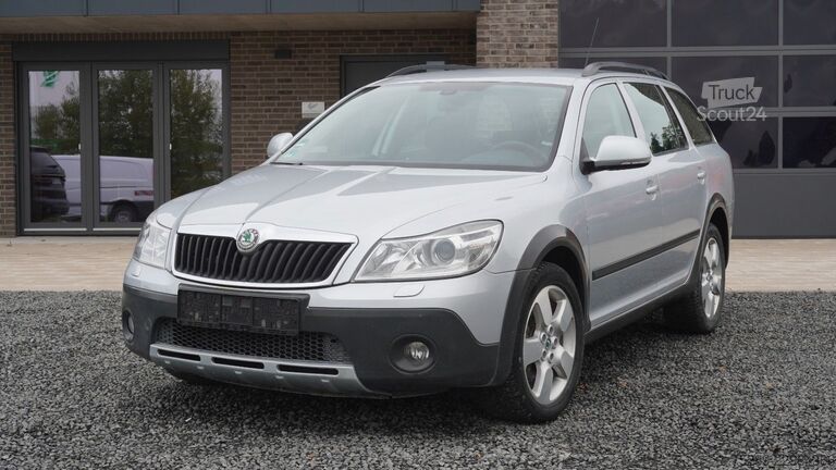 Minibüs SKODA Octavia Combi Scout 4X4