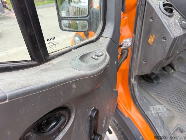 Pritschenwagen IVECO 35C12 Pritsche+Plane/DoKa 6-Sitze/AHK3000 Kg