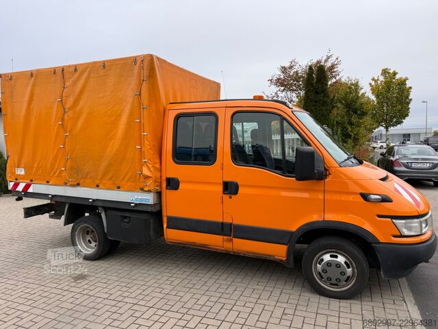Transporter mit Pritsche & Plane IVECO 35C12 Pritsche+Plane/DoKa 6-Sitze/AHK3000 Kg