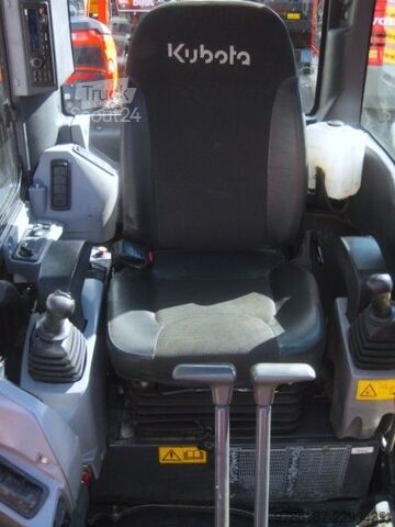 Minibagger KUBOTA KX037-4