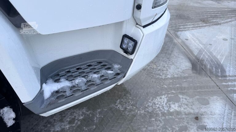 Žerjav za tovornjake DAF XF530FAD