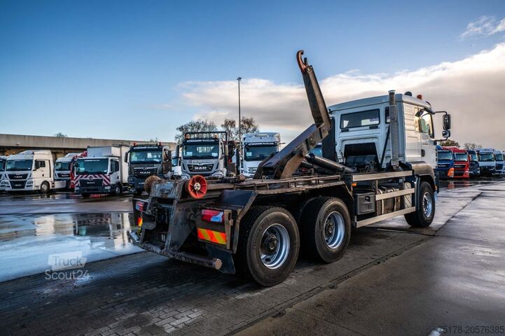 Sistema de brazo de gancho MAN TGA 33.430 BB