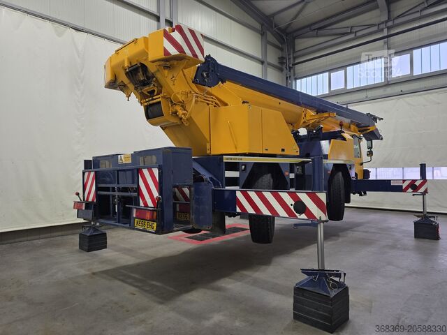 Żuraw samojezdny Liebherr LTM 1040-2.1 (06 - 051 569)