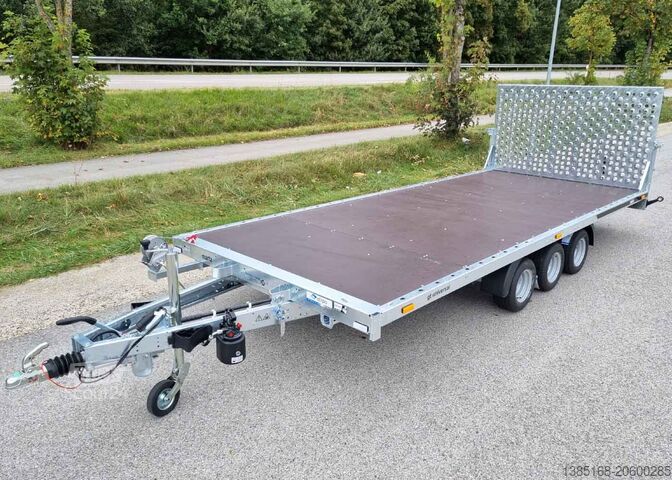 Rimorchio con caricatore basso Martz Anhänger Maschinenanhänger 5m 3,5t