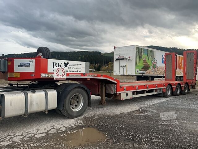 Semirimorchio a pianale ribassato ÖZGÜL LW3 3-Axle