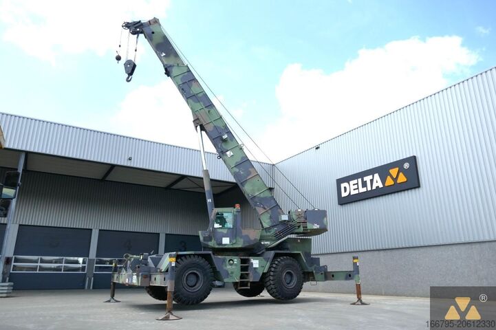 Kran fĂŒr unwegsames GelĂ€nde Grove RT875 Ex-army