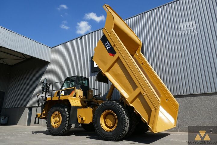 Dumper Caterpillar 772
