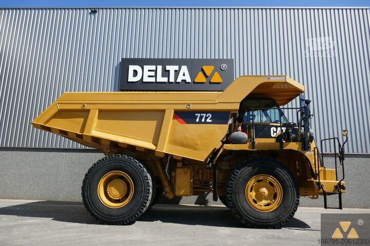 Dumper Caterpillar 772
