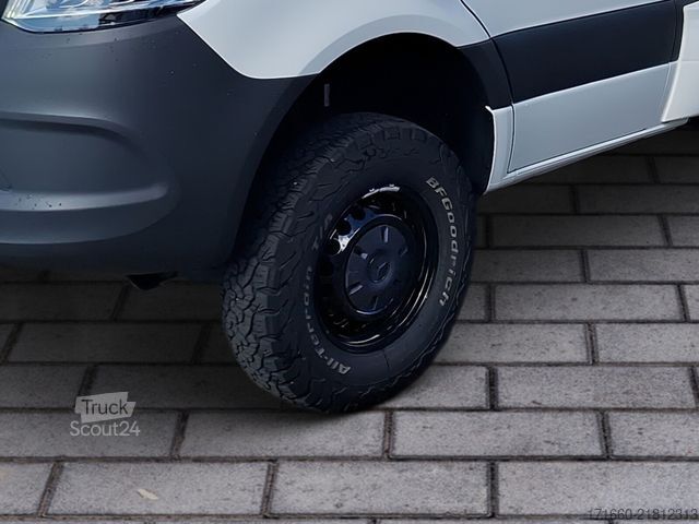 Autocaravana semi-integrada HYMER/ERIBA ML-T 580 LEDER, AUTARKIE XL, WLANTV, XXL-BETT