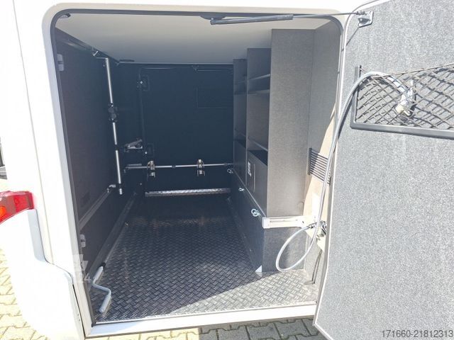 Autocaravana semi-integrada HYMER/ERIBA ML-T 580 LEDER, AUTARKIE XL, WLANTV, XXL-BETT