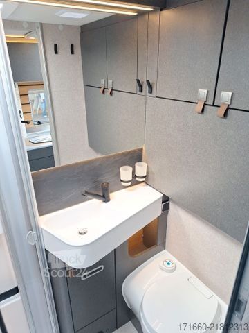 Autocaravana semi-integrada HYMER/ERIBA ML-T 580 LEDER, AUTARKIE XL, WLANTV, XXL-BETT