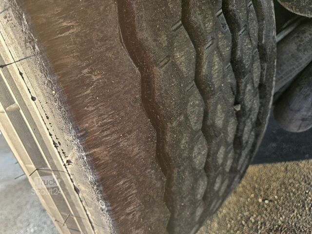 Semiremorcă basculantă Schwarzmüller SK Stahlrundmulde m. hydr. Heckklappe