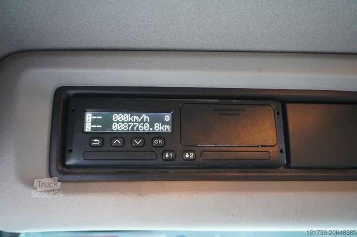 Betongblandare SCANIA P410 XT 8x4 / 80 tho. km!!! / SCHWING