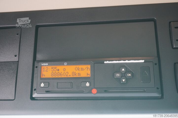 Karavan Mercedes-Benz Actros 2542 / NEW tow truck / steered 3r