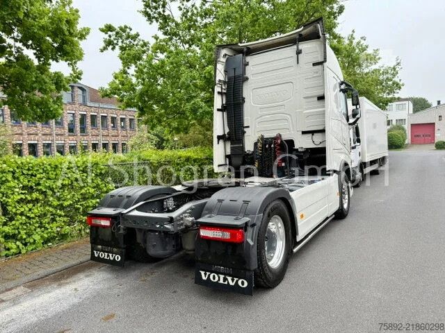Standard-SZM Volvo FH 460 Globetrotter / 2 x Tank / Eu6