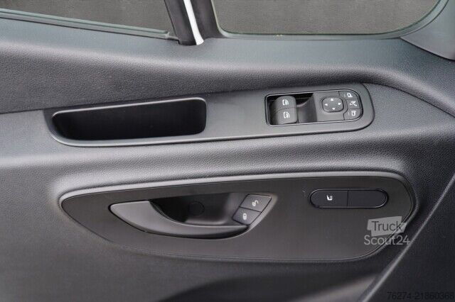 Βαν με ψηλή οροφή Mercedes-Benz Sprinter 317 CDI Hochdach L2H2 Pro