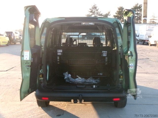 Skåpbil FORD Transit Courier Trend AT DoKa AHK WiPa Kam GRA