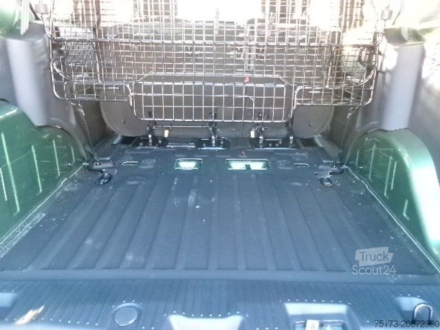 Skåpbil FORD Transit Courier Trend AT DoKa AHK WiPa Kam GRA