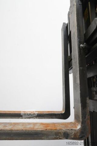 Vierwegestapler Linde R 25 F
