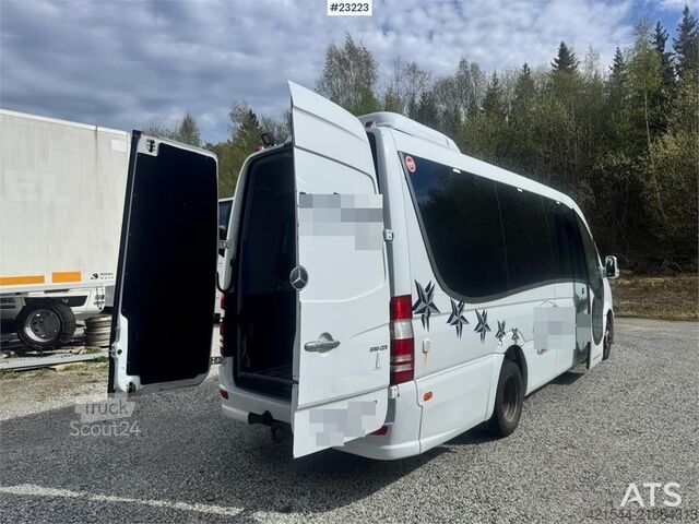 мікроавтобус Mercedes-Benz Sprinter 519 CDI Minibus – 17 Seats