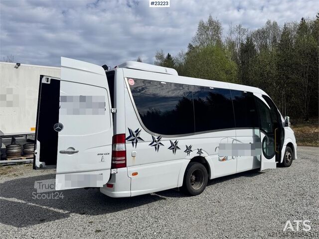 Minibus Mercedes-Benz Sprinter 519 CDI Minibus – 17 Seats