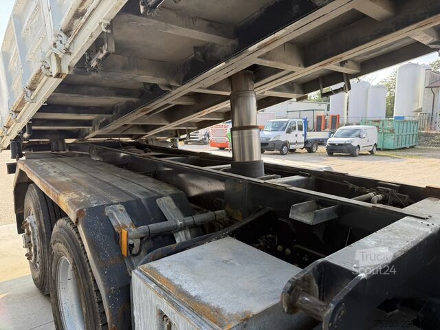 Tristrani prekucnik Mercedes-Benz Atego 1828 Kipper+Kran CORMACH 19.000E3