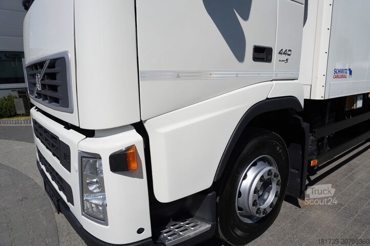 Camion refrigerato Volvo FH 440 E5 6×2 Schmitz Refrigerator – pas