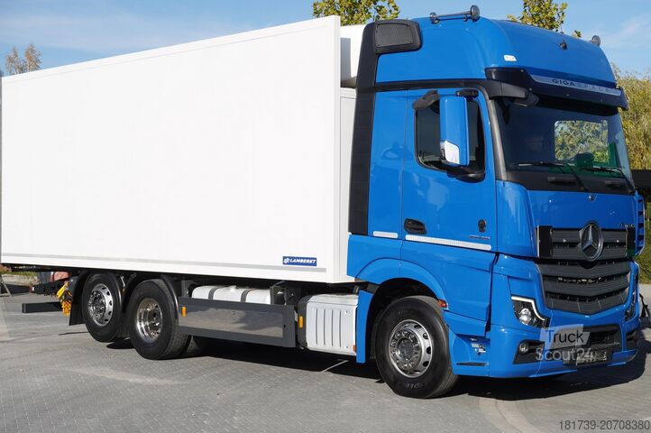 Kamion hladnjače Mercedes-Benz Actros 2548 E6 / GIGA / Cab Lounge chair