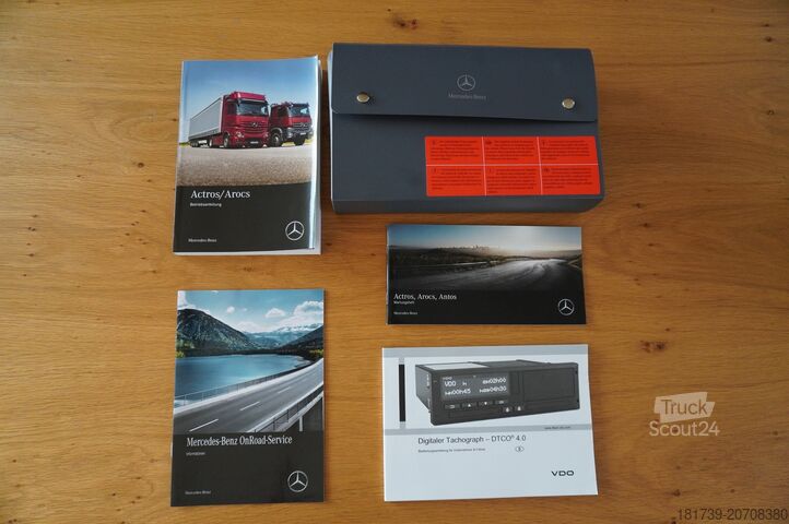 Kamion hladnjače Mercedes-Benz Actros 2548 E6 / GIGA / Cab Lounge chair