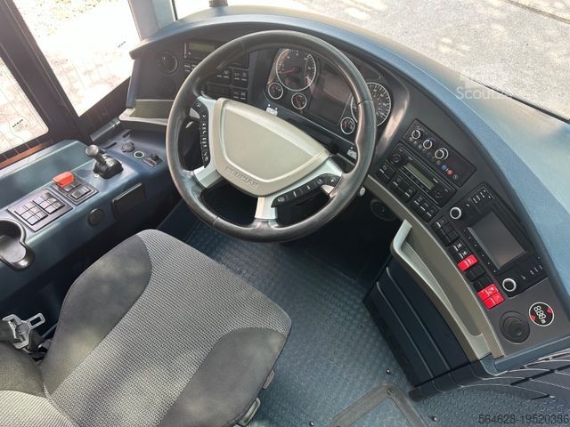 Távolsági autóbusz NEOPLAN CITYLINER L - P16