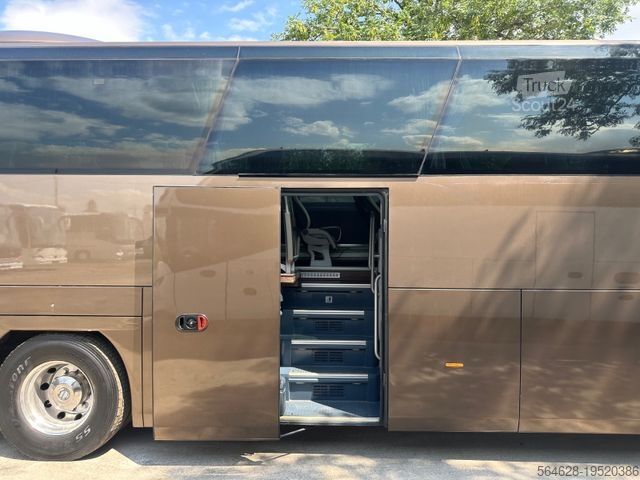 Távolsági autóbusz NEOPLAN CITYLINER L - P16