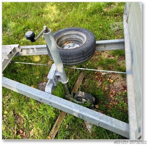 Przyczepa samochodowa Hulco Medax-3, Typ HD 35