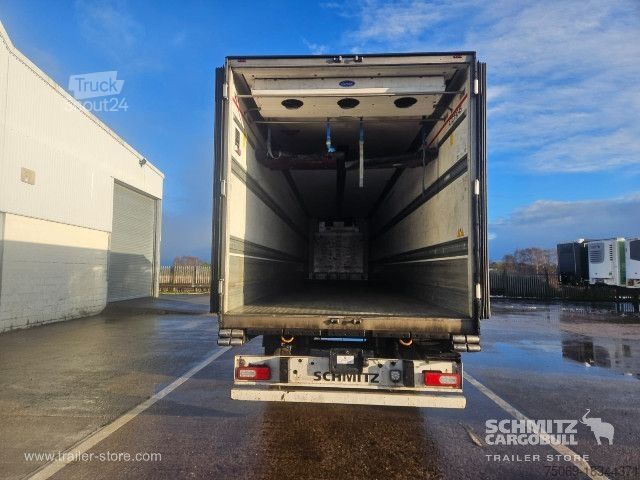 Reefer semitrailer Schmitz Cargobull Reefer Multitemp