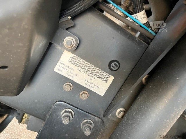 Standard dragbil FORD F-Max Sattelzugmaschine